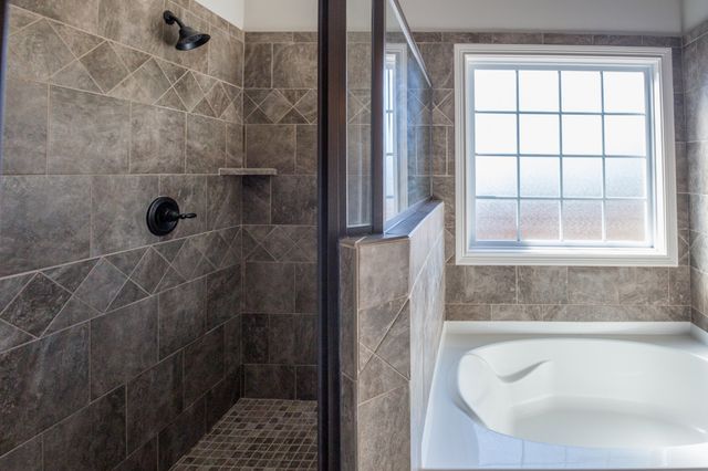 144 Thomas Traylor Ln, Clarksville, TN 37043
