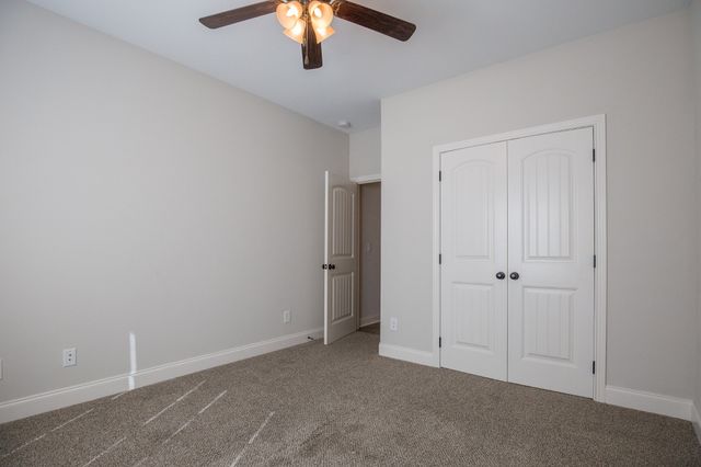 144 Thomas Traylor Ln, Clarksville, TN 37043