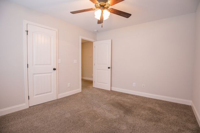 144 Thomas Traylor Ln, Clarksville, TN 37043