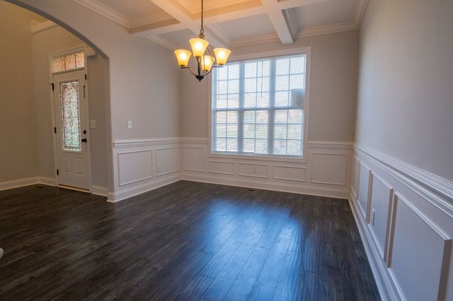 144 Thomas Traylor Ln, Clarksville, TN 37043