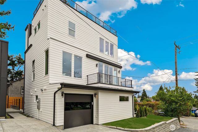 9815 Linden Avenue N, Seattle, WA 98103