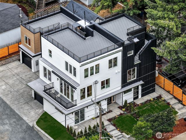 9815 Linden Avenue N, Seattle, WA 98103