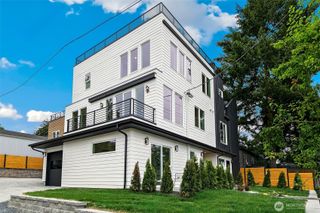 9815 Linden Avenue N, Seattle, WA 98103