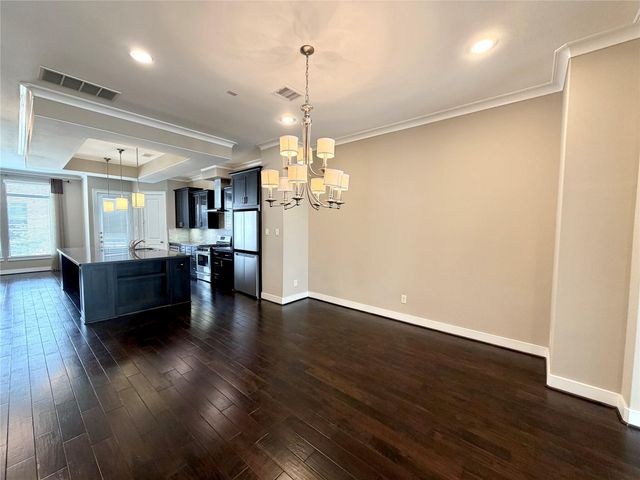 3917 Rose Street, Houston, TX 77007