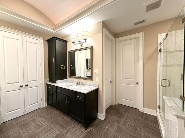 3917 Rose Street, Houston, TX 77007