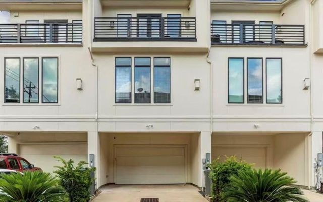 3917 Rose Street, Houston, TX 77007