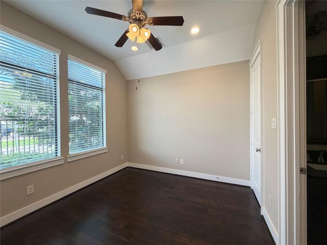 3917 Rose Street, Houston, TX 77007