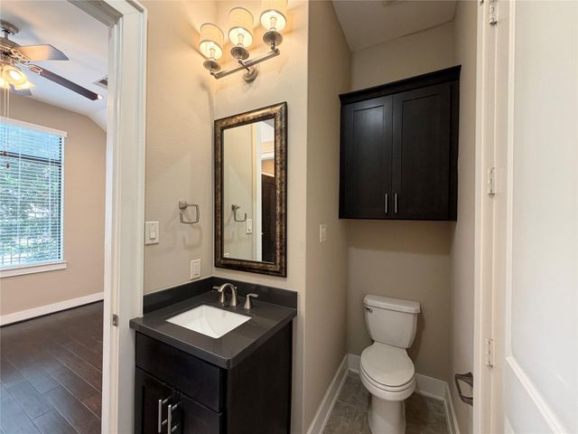 3917 Rose Street, Houston, TX 77007