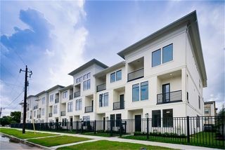 3917 Rose Street, Houston, TX 77007