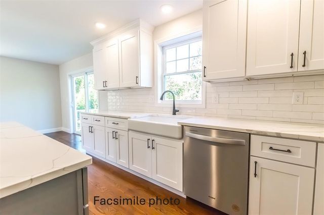 105 Sewalls Falls Road, Concord, NH 03303
