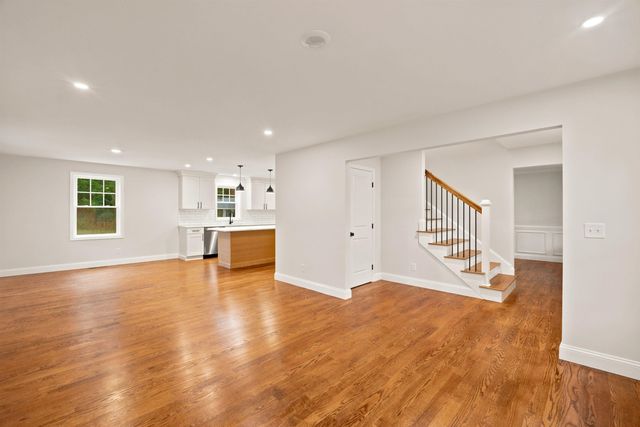 105 Sewalls Falls Road, Concord, NH 03303