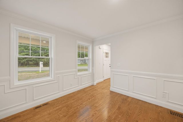 105 Sewalls Falls Road, Concord, NH 03303
