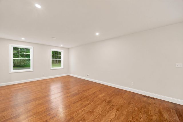 105 Sewalls Falls Road, Concord, NH 03303