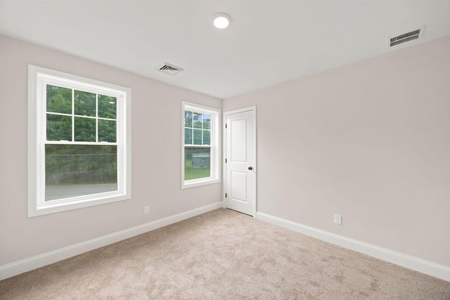 105 Sewalls Falls Road, Concord, NH 03303