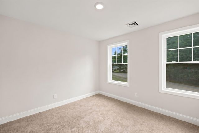 105 Sewalls Falls Road, Concord, NH 03303