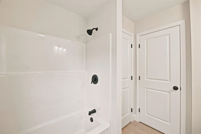 105 Sewalls Falls Road, Concord, NH 03303