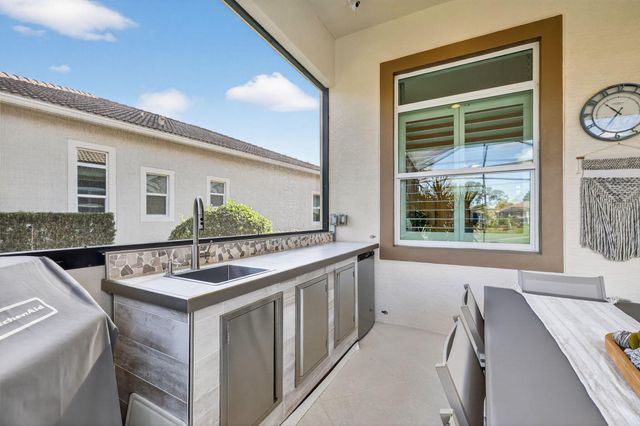 10619 SW Capraia Way, Port St Lucie, FL 34986