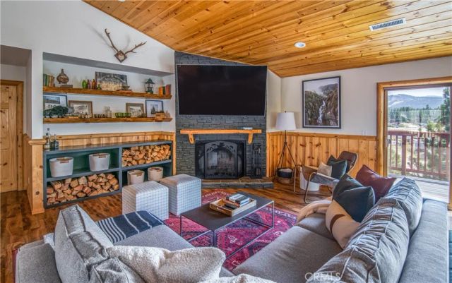 1002 White Mountain, Big Bear City, CA 92314