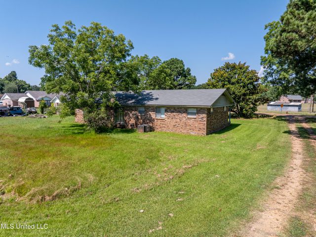 713 West Street, Coldwater, MS 38618