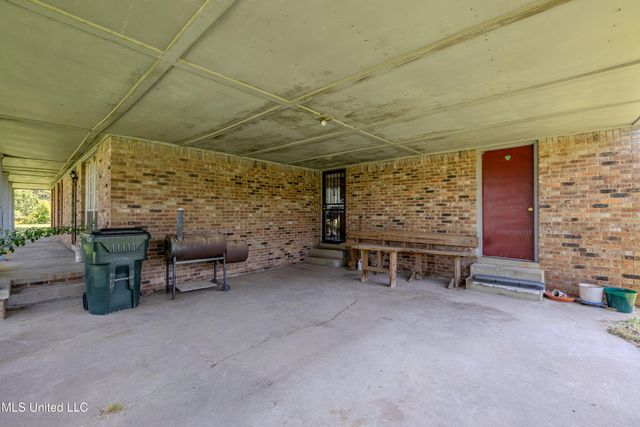 713 West Street, Coldwater, MS 38618