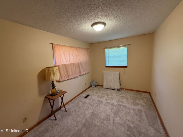 713 West Street, Coldwater, MS 38618