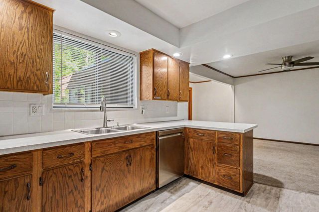 2129 Brookhurst Avenue, D, Columbus, OH 43229