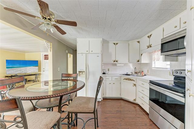 415 DUBLIN AVENUE, Bradenton, FL 34207