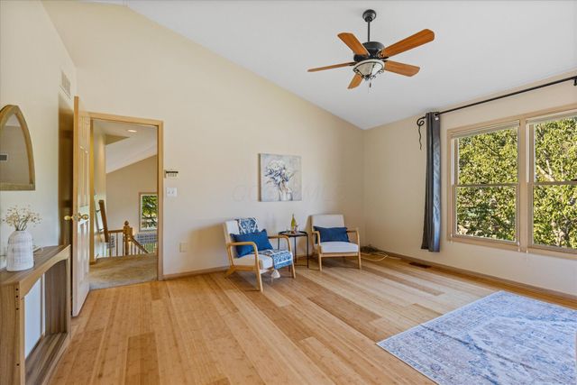 900 Old Pine Drive, Columbus, OH 43230