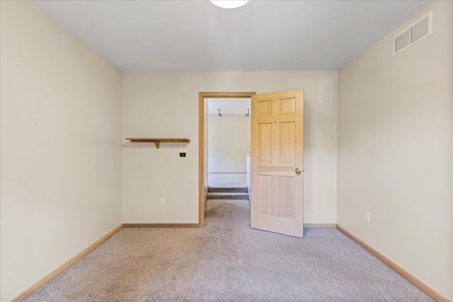 900 Old Pine Drive, Columbus, OH 43230