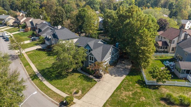 900 Old Pine Drive, Columbus, OH 43230