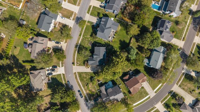 900 Old Pine Drive, Columbus, OH 43230