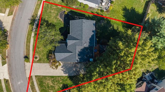 900 Old Pine Drive, Columbus, OH 43230