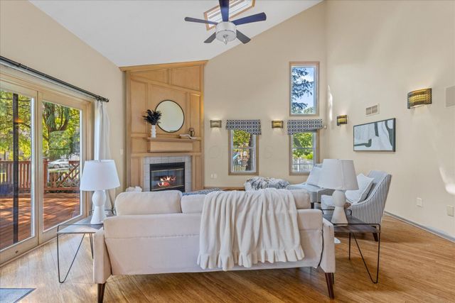 900 Old Pine Drive, Columbus, OH 43230