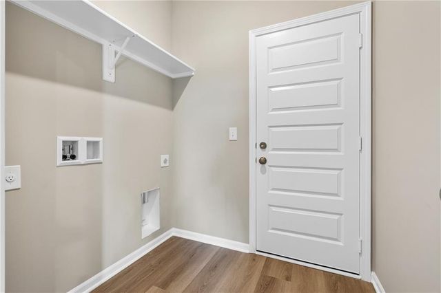 20247 W 195th Street, Spring Hill, KS 66083