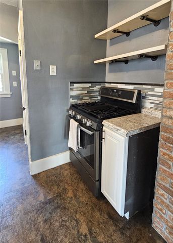 1800 5TH Avenue SE, Cedar Rapids, IA 52403