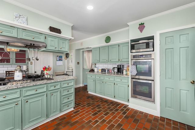 1005 Oak Drive, Liberty, TX 77575