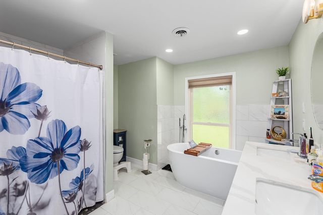 1005 Oak Drive, Liberty, TX 77575