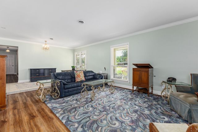 1005 Oak Drive, Liberty, TX 77575