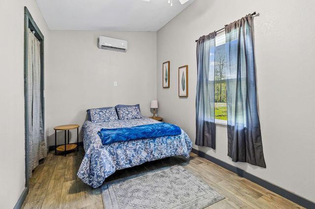 211 Captain Kidd Lane, Point Blank, TX 77364