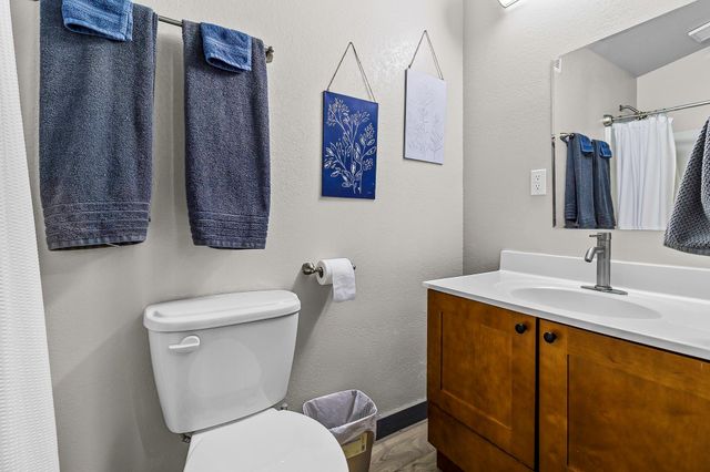 211 Captain Kidd Lane, Point Blank, TX 77364