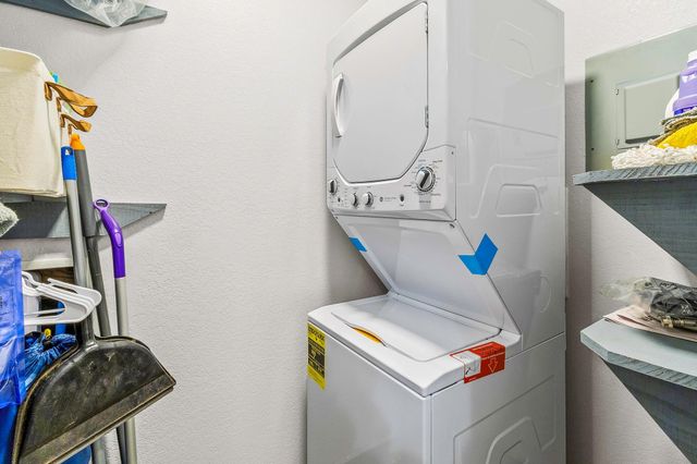 211 Captain Kidd Lane, Point Blank, TX 77364