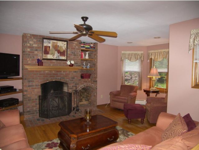 345 Intervale Road, Canterbury, NH 03224