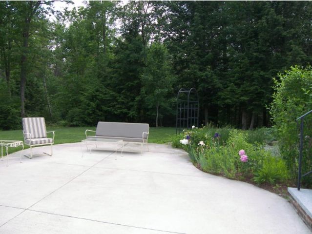 345 Intervale Road, Canterbury, NH 03224