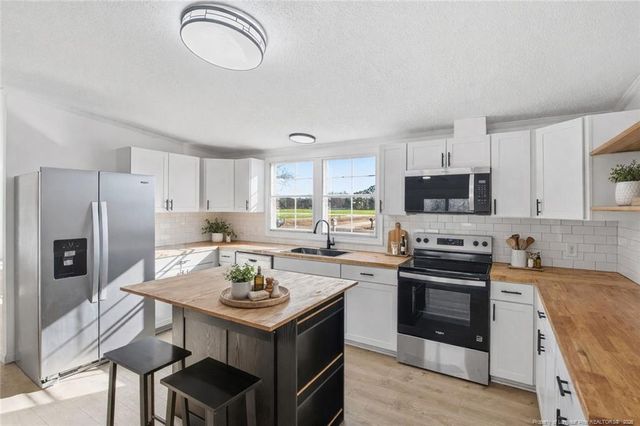 6729 Tennis Drive, Stedman, NC 28391