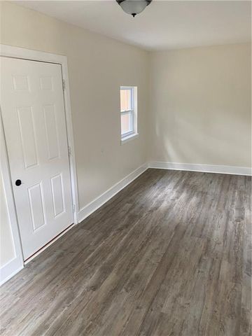 4135 Jamett Circle, Eight Mile, AL 36613