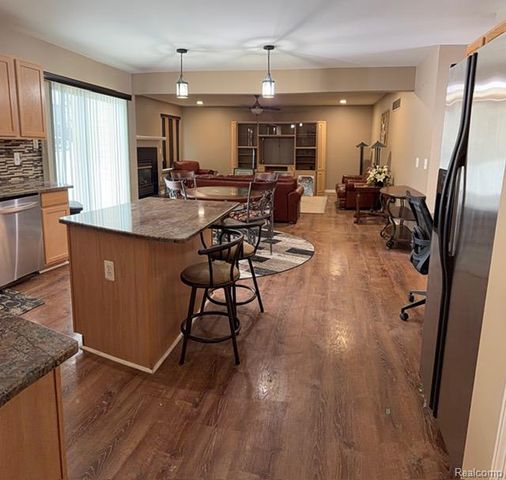 42887 Sadie Lan 42887 Sandie Lane, Van Buren, MI 48111