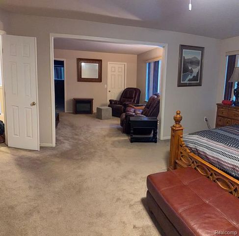 42887 Sadie Lan 42887 Sandie Lane, Van Buren, MI 48111