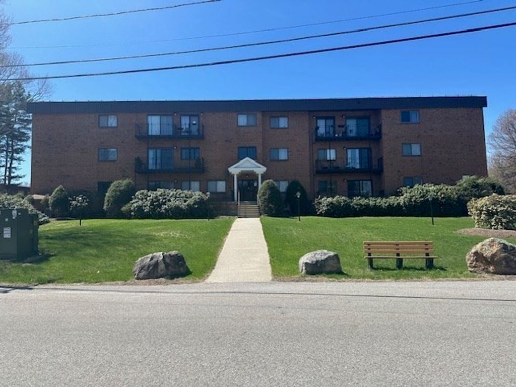 181 Littleton Rd 236, Chelmsford, MA 01824