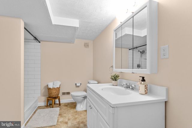 1412 S LOUDOUN ST, Winchester, VA 22601