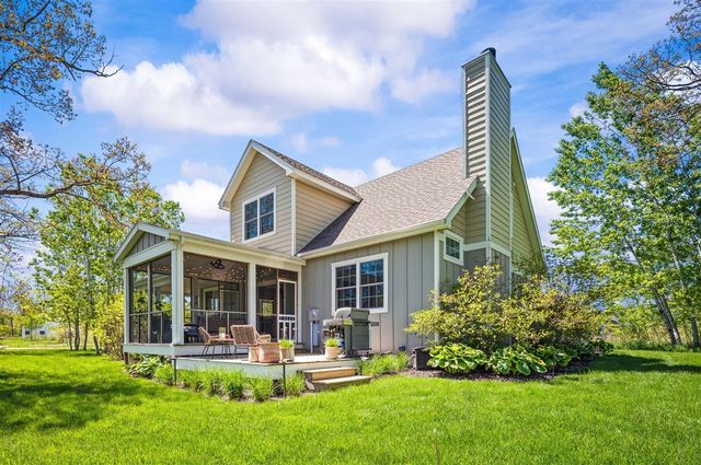 5553 Hidden Pond Lane, Sawyer, MI 49125